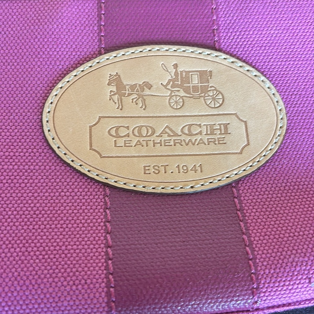 Coach rare Special Edition 10th Anniversary’s Hampton Canvas Wristlet wallet - Picture 6 of 7